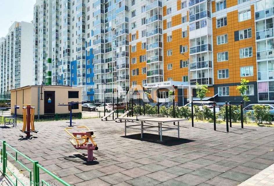Продаётся 1-комнатная квартира, 37 м²