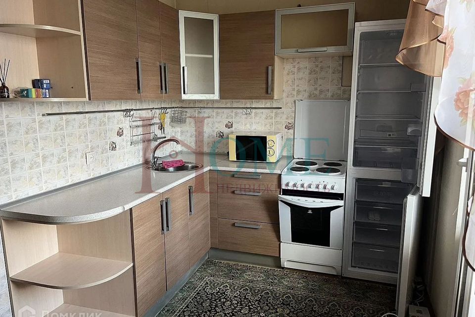 Сдаётся 2-комнатная квартира, 60 м²