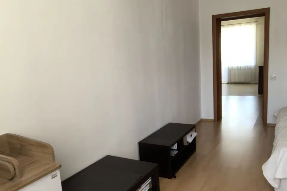 Продаётся студия, 186.9 м²