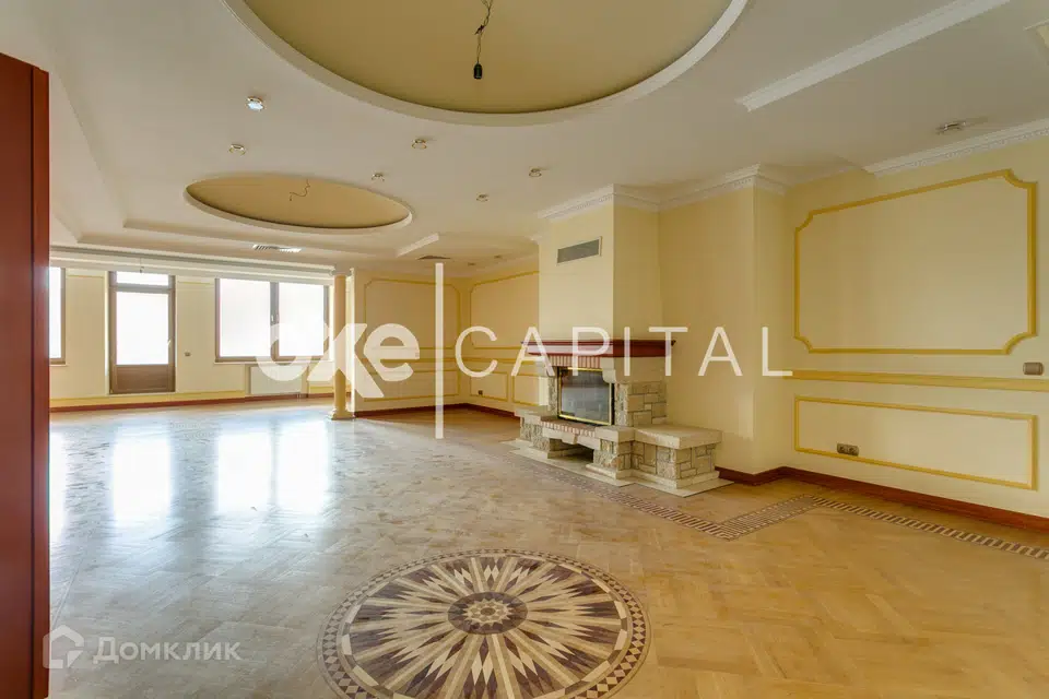 Продаётся 6-комнатная квартира, 412 м²