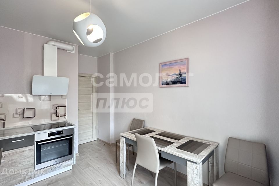 Продаётся 1-комнатная квартира, 40.6 м²