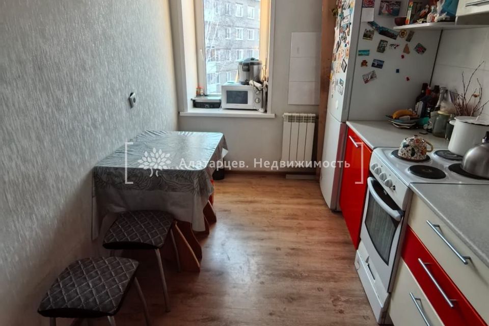 Продаётся 3-комнатная квартира, 58.2 м²