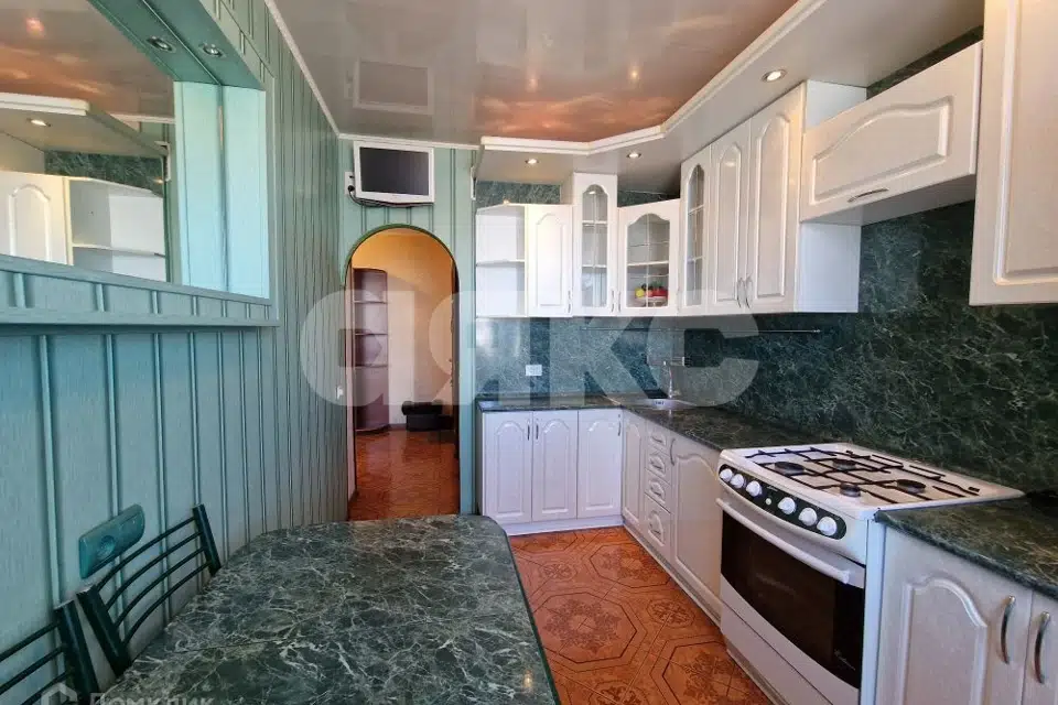 Продаётся 4-комнатная квартира, 80 м²
