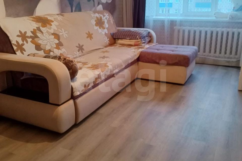 Продаётся 3-комнатная квартира, 60.5 м²
