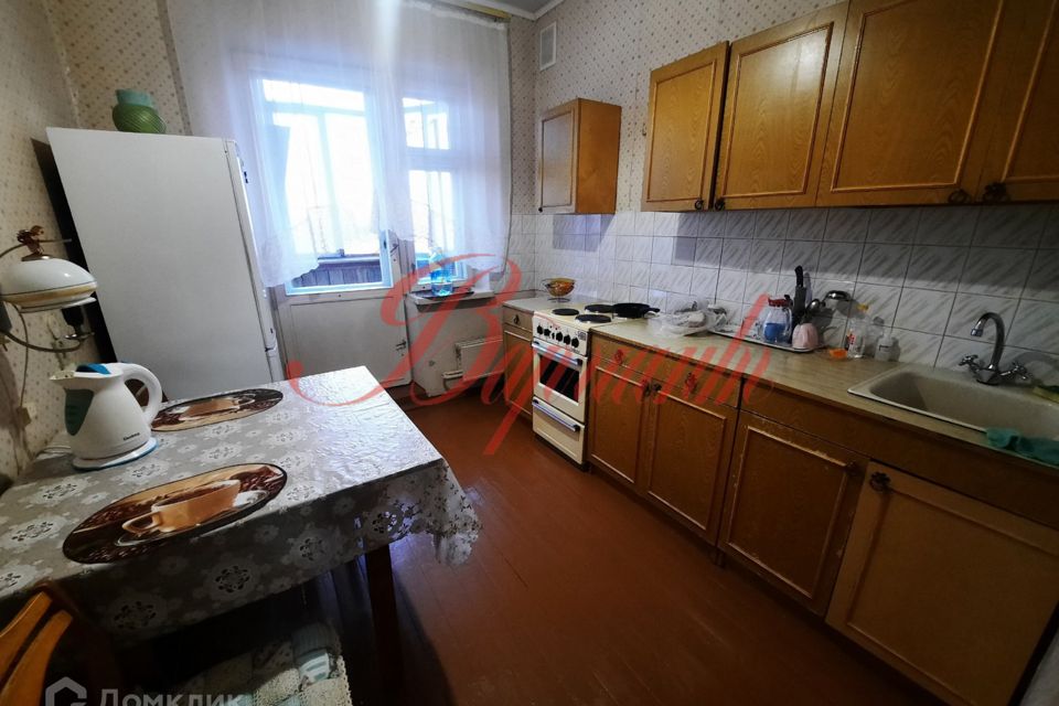 Продаётся 1-комнатная квартира, 41.8 м²