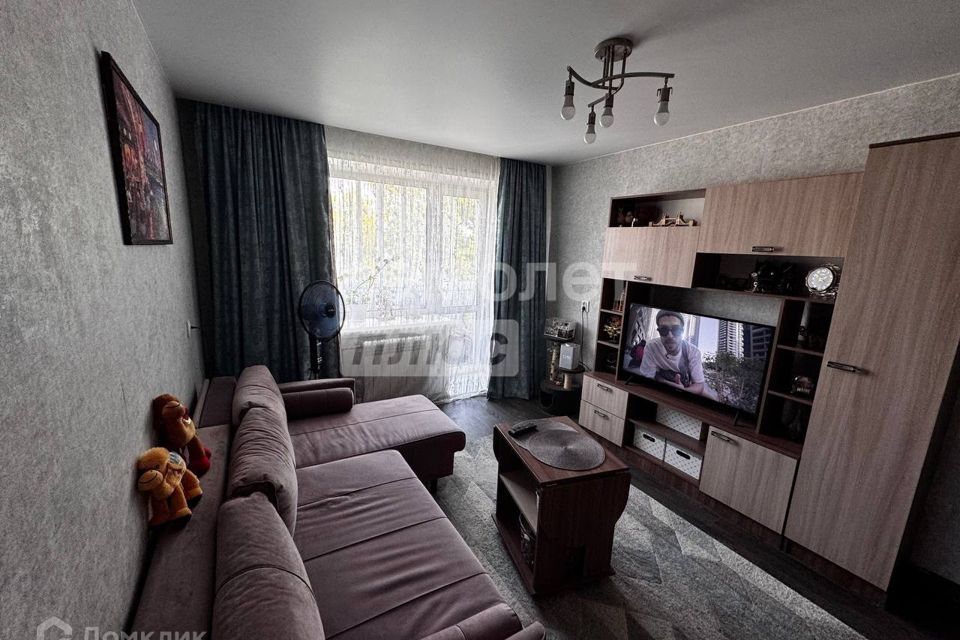 Продаётся 3-комнатная квартира, 52.2 м²