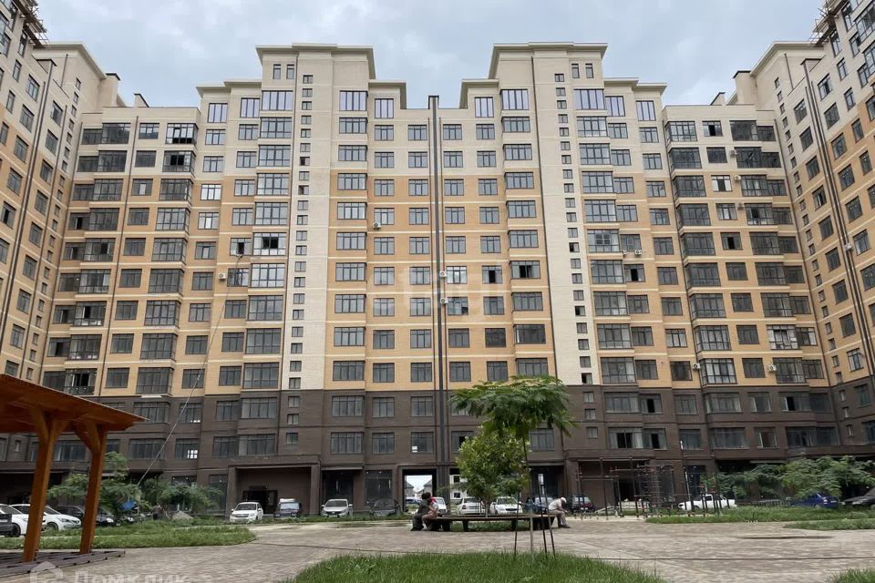 Продаётся 1-комнатная квартира, 51 м²
