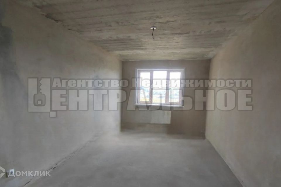 Продаётся 1-комнатная квартира, 42.2 м²