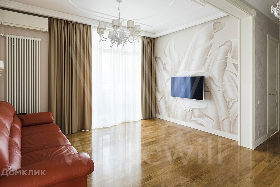 Продаётся 4-комнатная квартира, 120 м²