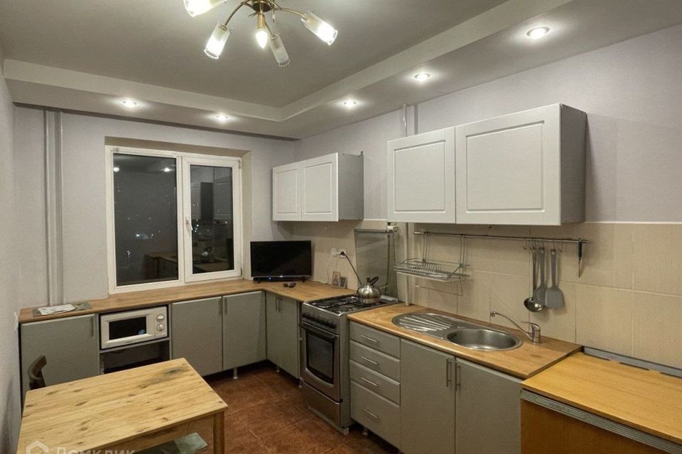 Сдаётся 3-комнатная квартира, 76.5 м²