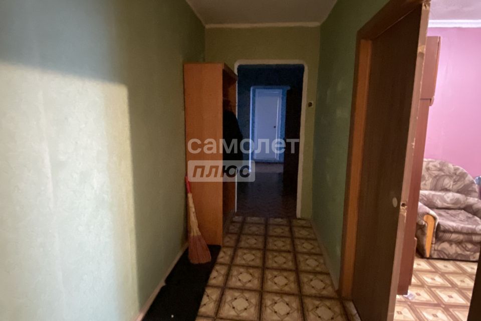 Сдаётся 4-комнатная квартира, 80.9 м²