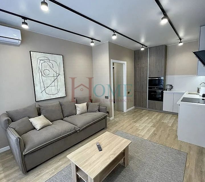 Сдаётся 2-комнатная квартира, 42 м²