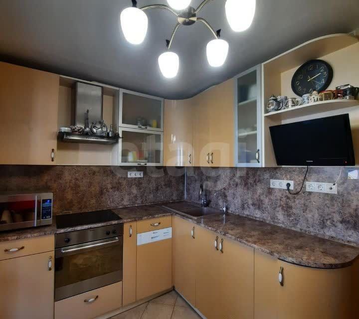 Продаётся 2-комнатная квартира, 56.1 м²