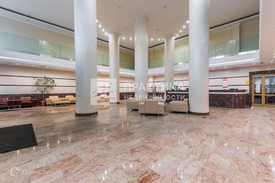 Продаётся 3-комнатная квартира, 107 м²