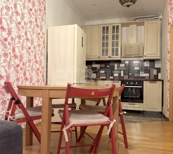 Продаётся 1-комнатная квартира, 48.9 м²