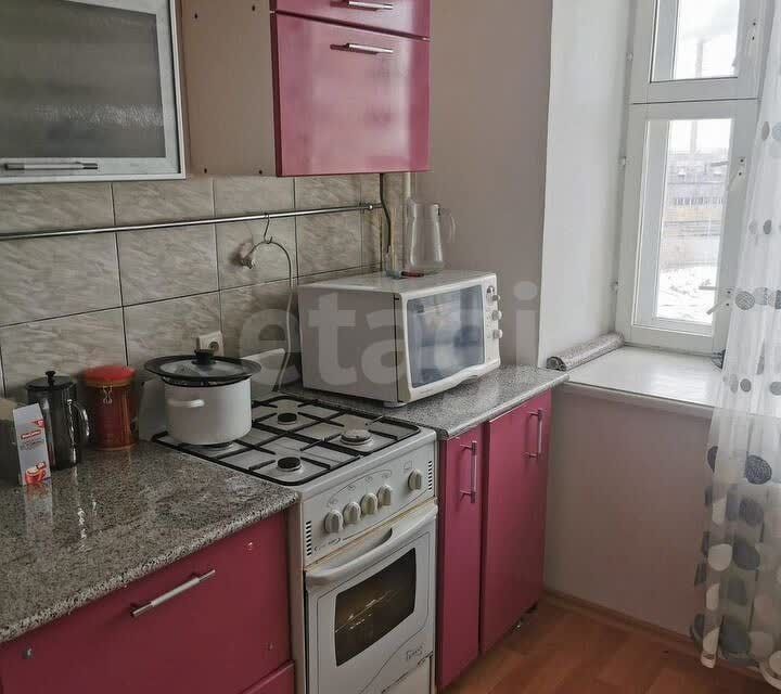 Сдаётся 2-комнатная квартира, 72 м²