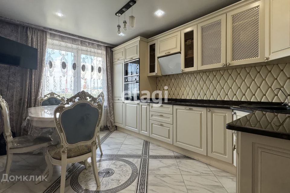 Продаётся 2-комнатная квартира, 50.5 м²