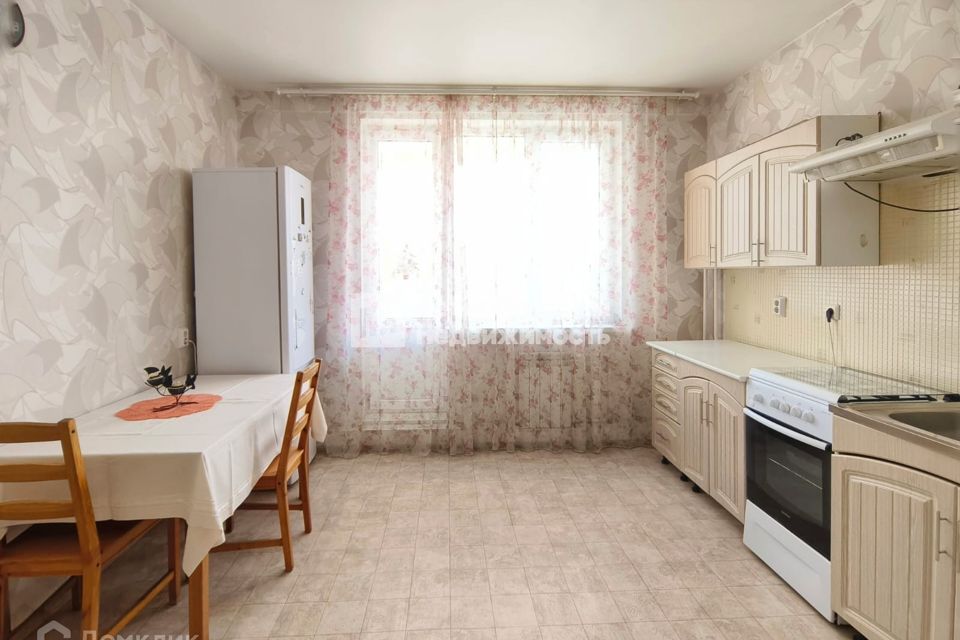 Продаётся 1-комнатная квартира, 46.7 м²