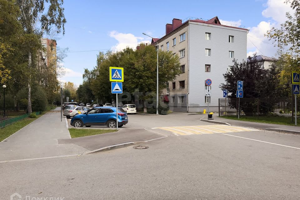Продаётся 3-комнатная квартира, 55.9 м²