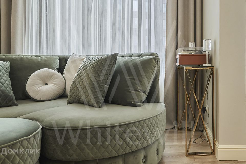 Продаётся 1-комнатная квартира, 58 м²