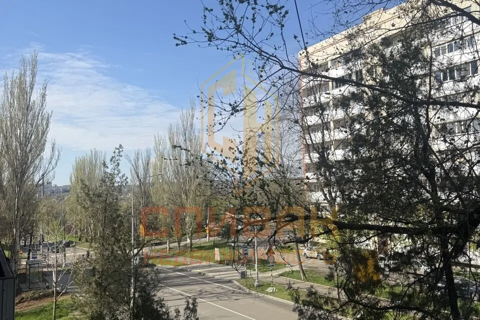 Продаётся комната в 1-комн. квартире, 18.2 м²