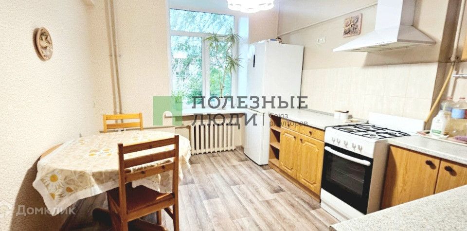 Сдаётся 1-комнатная квартира, 38 м²