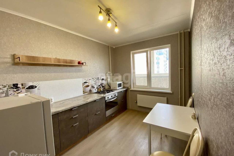Продаётся 1-комнатная квартира, 39.5 м²