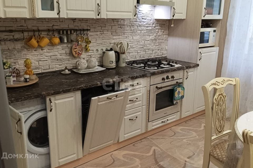 Продаётся 3-комнатная квартира, 75 м²