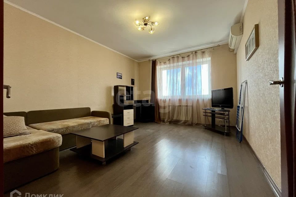 Продаётся 2-комнатная квартира, 56 м²