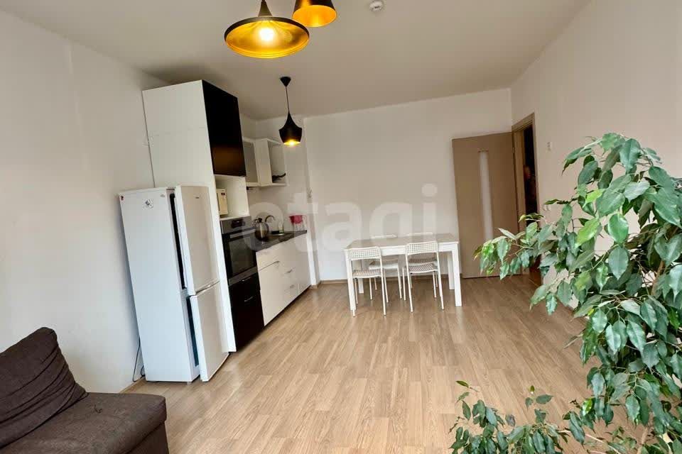 Продаётся 3-комнатная квартира, 81.4 м²