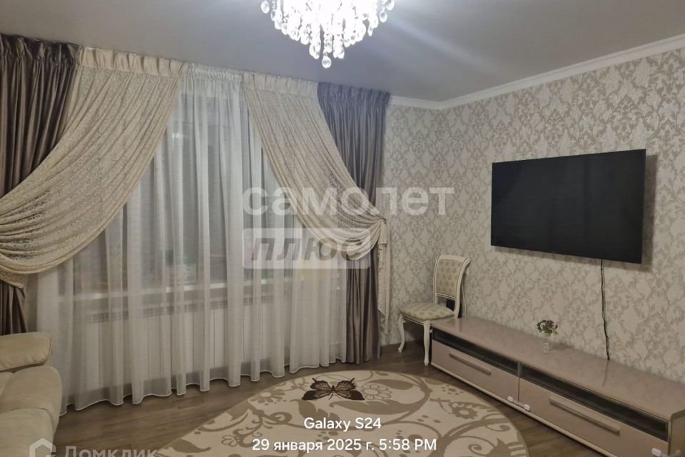 Продаётся 3-комнатная квартира, 62.4 м²