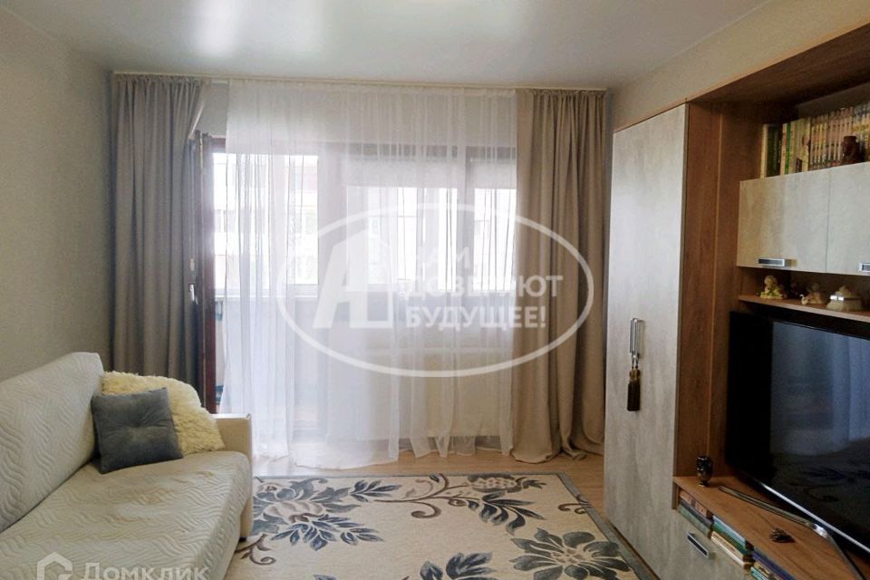 Продаётся 2-комнатная квартира, 59.7 м²