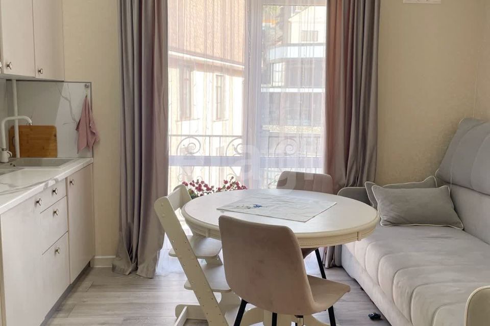 Продаётся 1-комнатная квартира, 35.8 м²