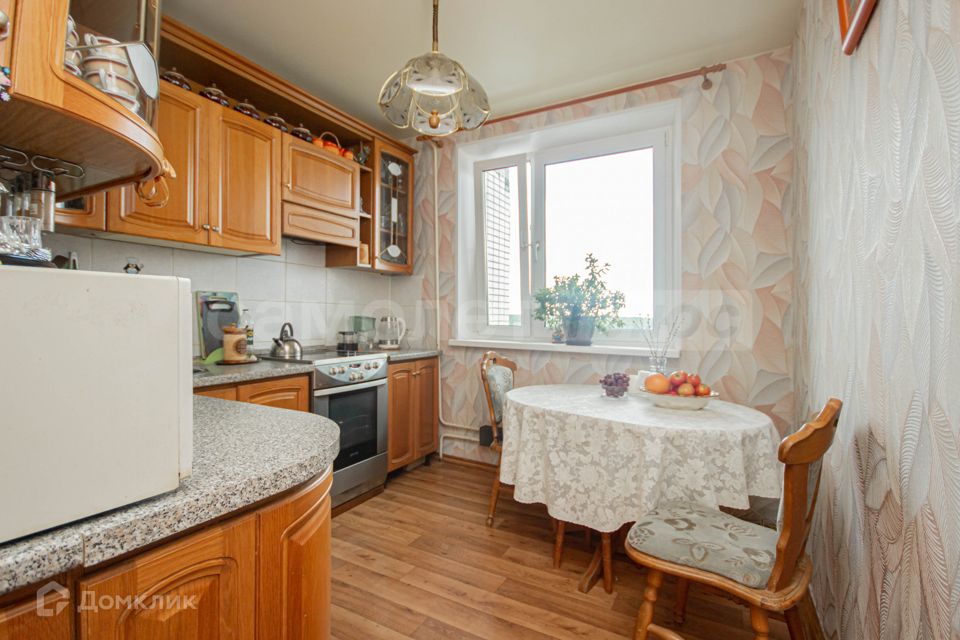 Продаётся 3-комнатная квартира, 71.7 м²