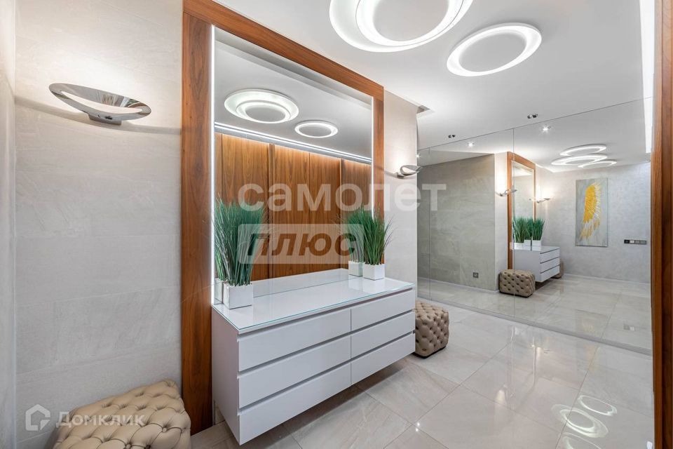 Продаётся 2-комнатная квартира, 109 м²