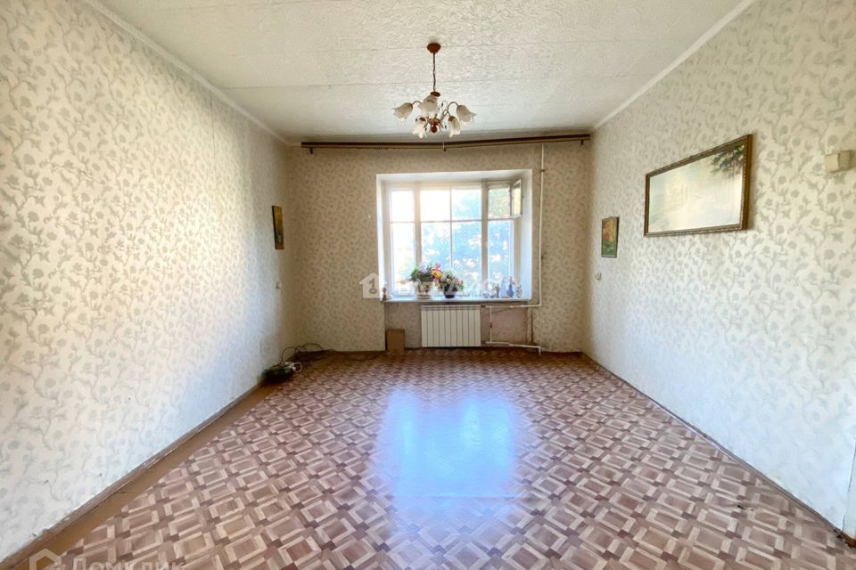 Продаётся 1-комнатная квартира, 37.3 м²