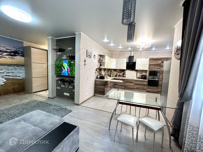Продаётся 2-комнатная квартира, 83 м²