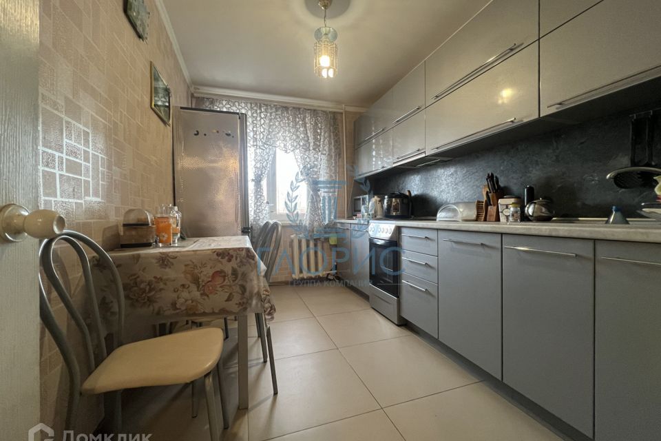 Продаётся 3-комнатная квартира, 58.6 м²