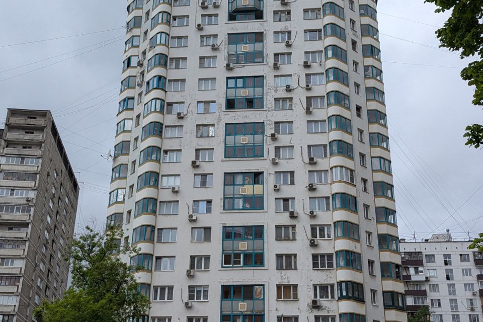 Продаётся 2-комнатная квартира, 60.7 м²