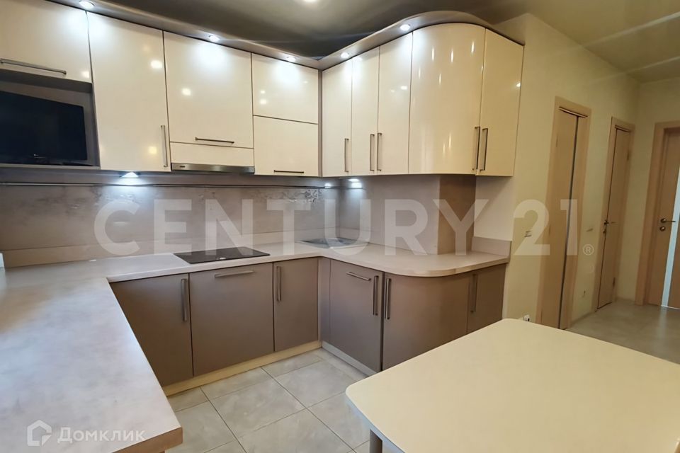 Продаётся 3-комнатная квартира, 76 м²