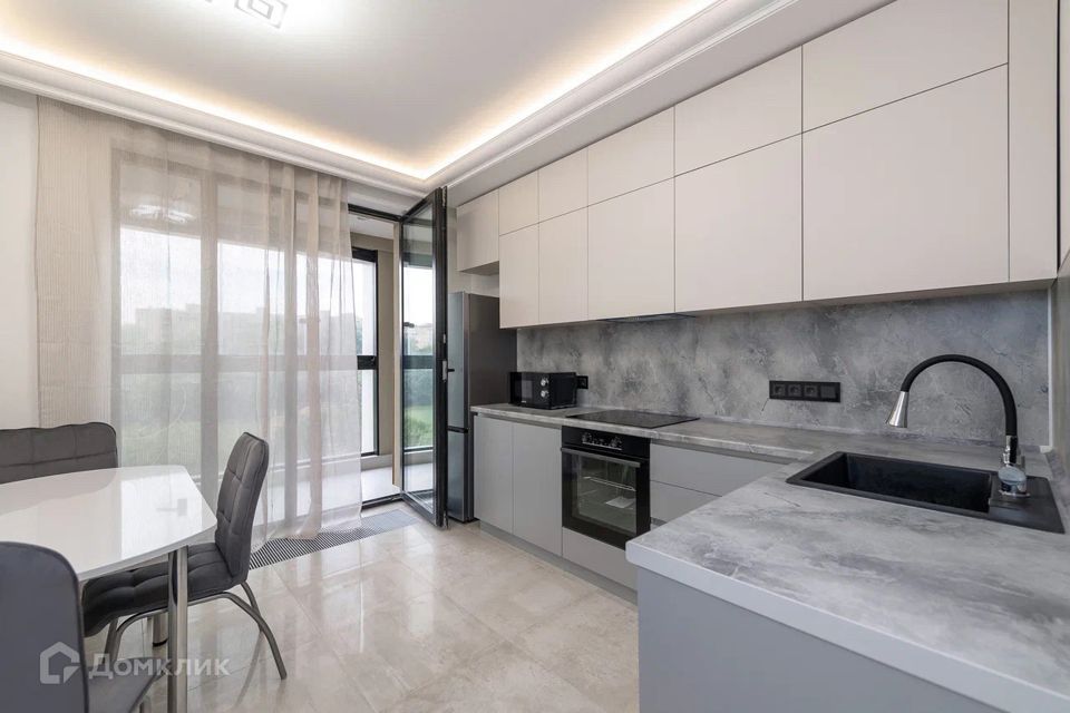 Сдаётся 2-комнатная квартира, 64 м²