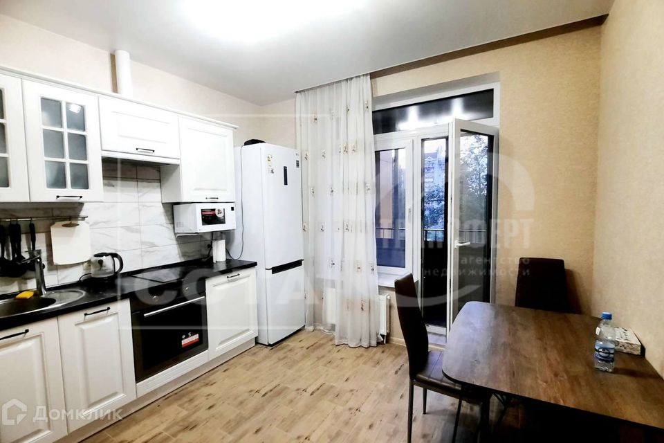 Сдаётся 1-комнатная квартира, 40.1 м²