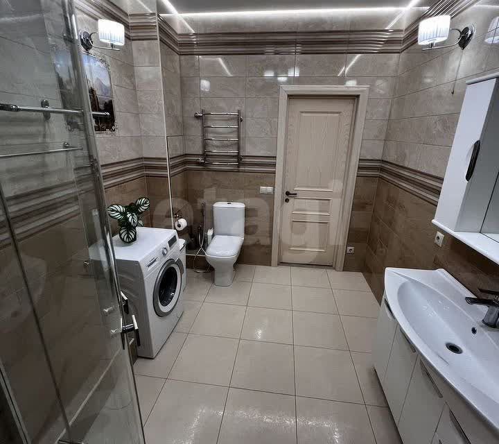 Продаётся 3-комнатная квартира, 105.3 м²