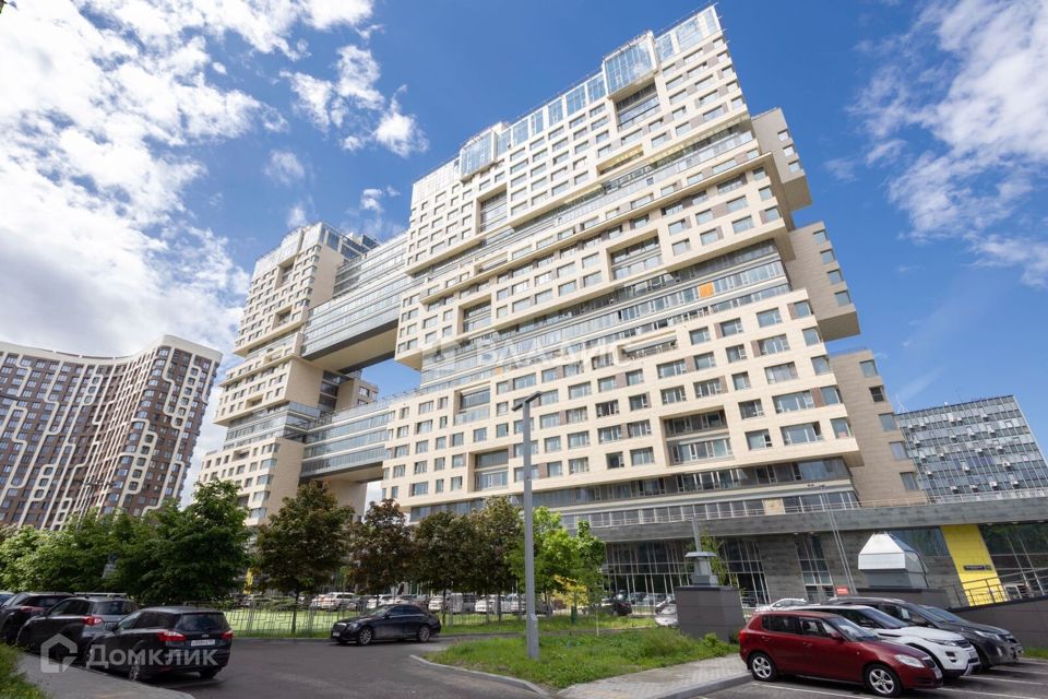 Продаётся 3-комнатная квартира, 115 м²