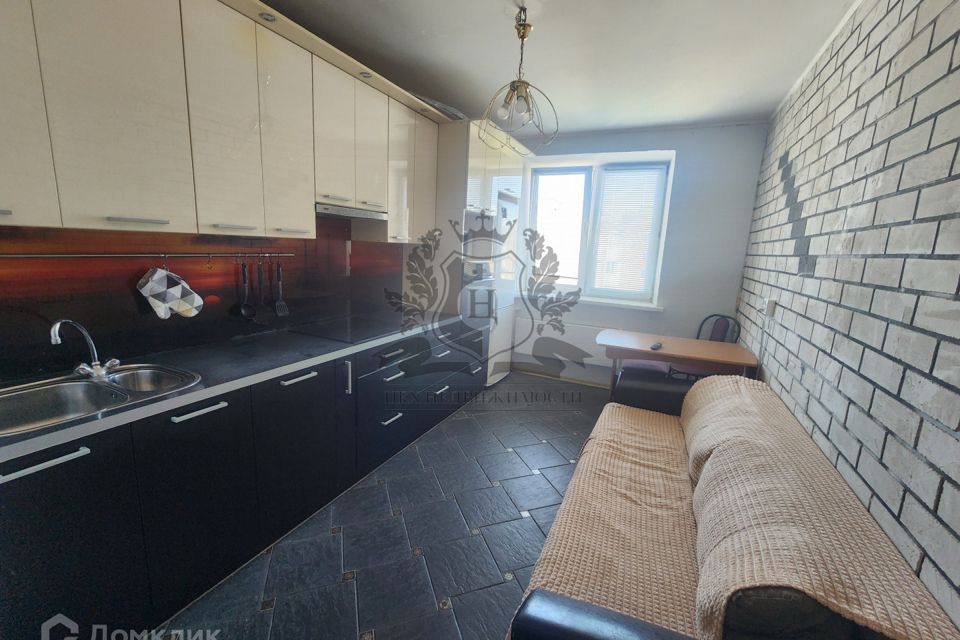 Продаётся 3-комнатная квартира, 77.7 м²