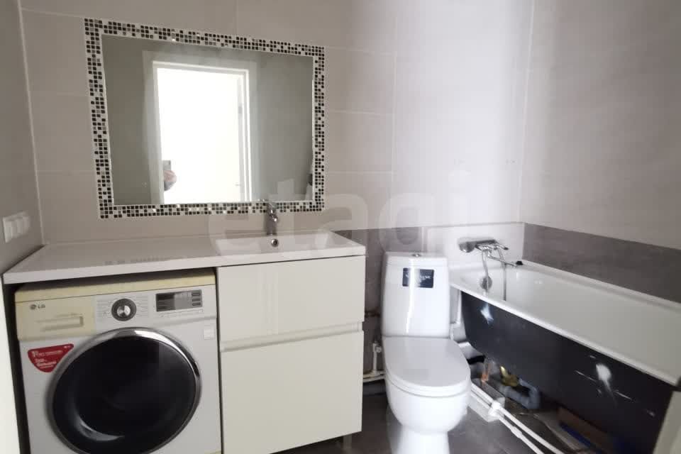 Продаётся 1-комнатная квартира, 54.3 м²