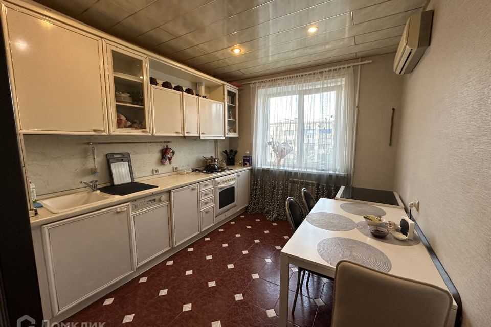 Продаётся 3-комнатная квартира, 63.2 м²