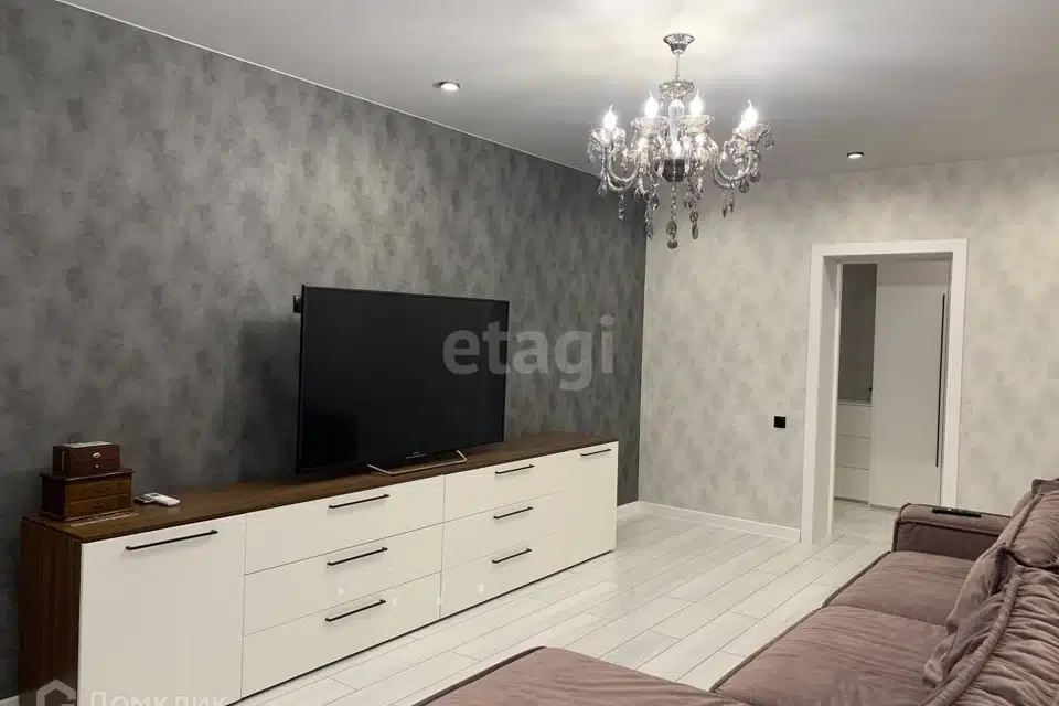 Продаётся 2-комнатная квартира, 71.5 м²