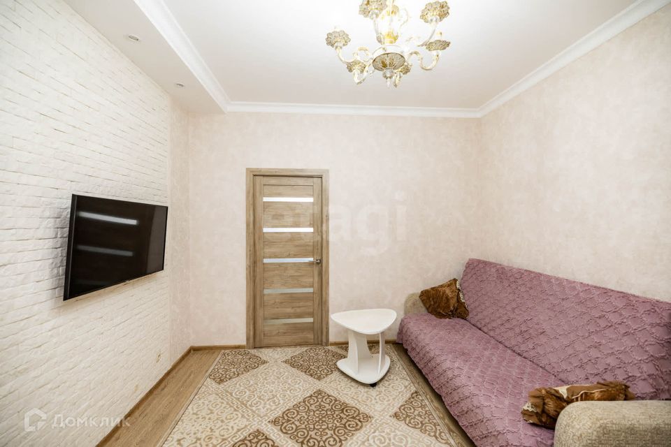 Продаётся 1-комнатная квартира, 43.3 м²