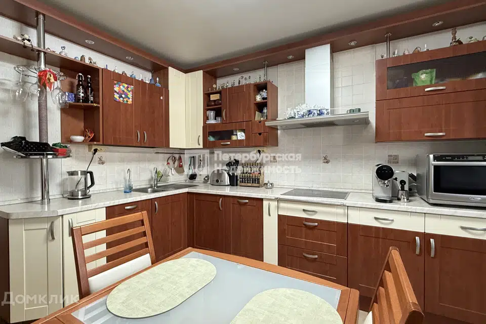 Продаётся 2-комнатная квартира, 59.3 м²